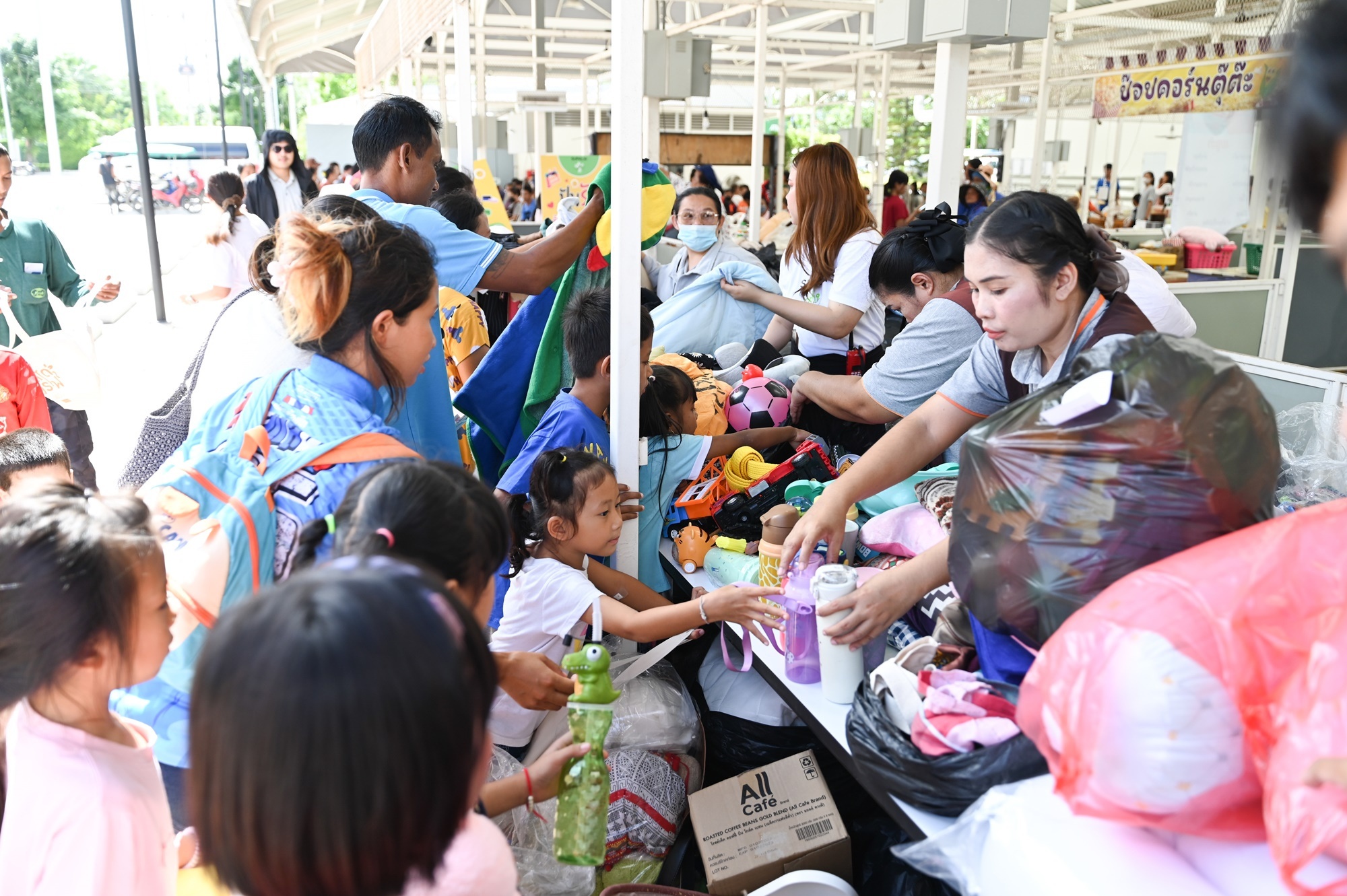 ศุภาลัย_กิจกรรม ปันรัก_8.jpg